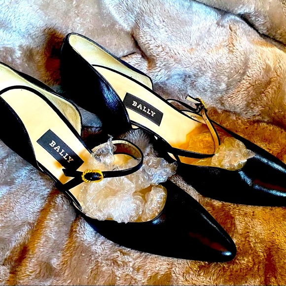 Bally Vintage Pia Elegant Black Switzerland Made Leather Cross Strap Heels - Picture 3 of 9